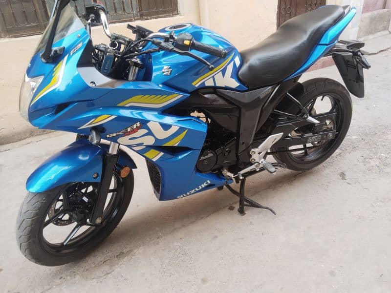 Suzuki Gixxer 21 model Islamabad number 1