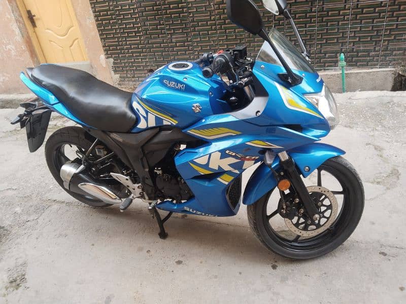 Suzuki Gixxer 21 model Islamabad number 9