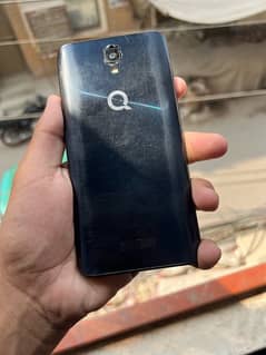 QMobile J7 3/32 0