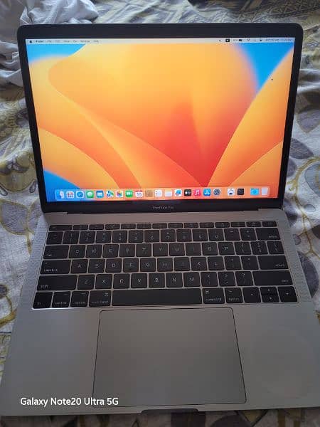 Macbook pro 2017 13 inch 0