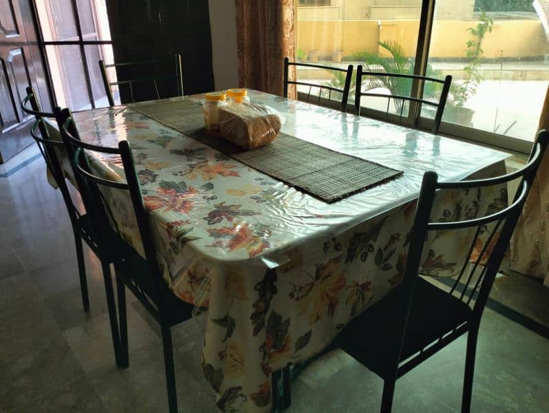 Dinning table rot iron 6