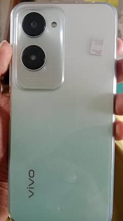 vivo Y18. . . . Ram 6+6 Memary 128. . . . 03035215784