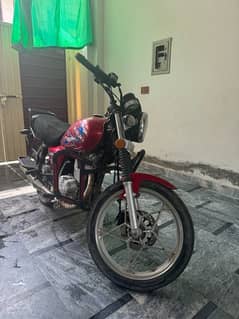 SUZUKI GS 150 SE