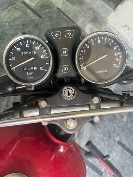 SUZUKI GS 150 SE 13