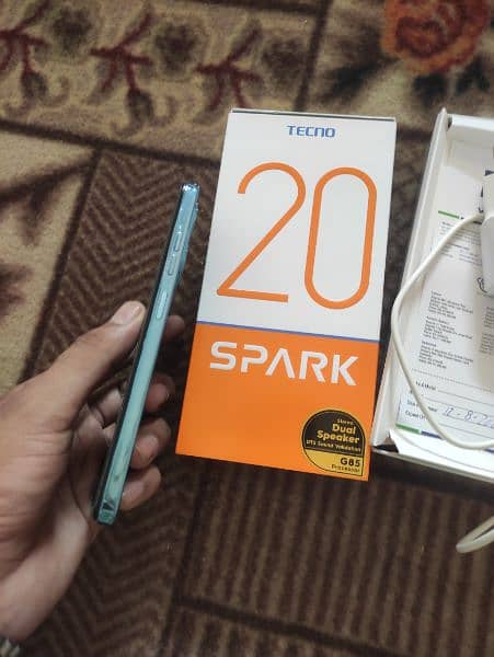 tecno spark 20 7