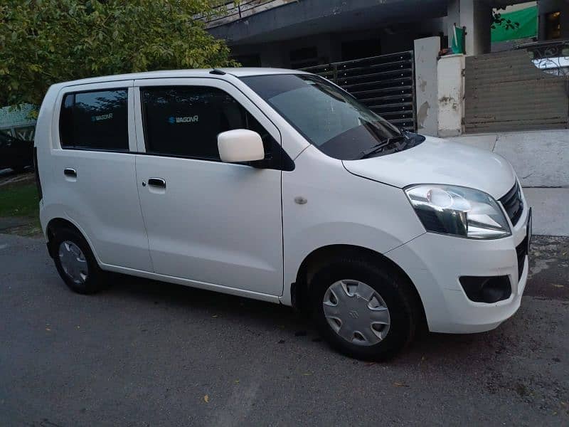 Suzuki Wagon R 2019 1