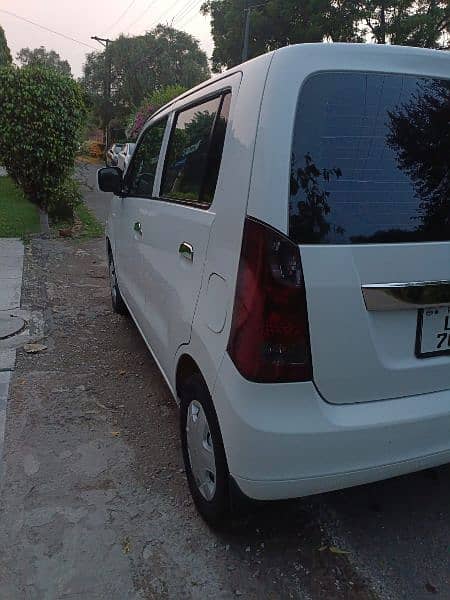 Suzuki Wagon R 2019 12