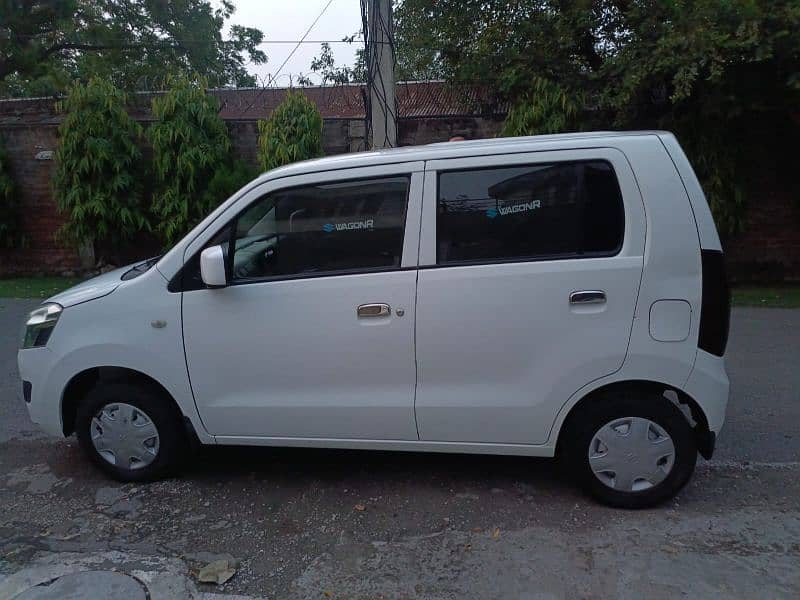 Suzuki Wagon R 2019 13