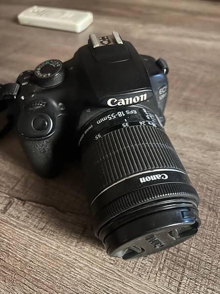 Canon 1200d with 18-55mm lens 0