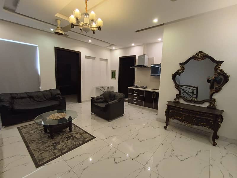 Knaal 5bed house fully furnished available for rent in dha phase 4 5