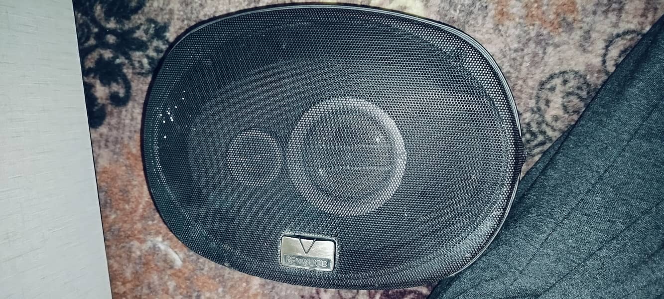 I want to sell my original Kenwood speakers 1