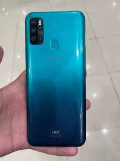 infinix hot 9 play 10/8.5 condition 4/64