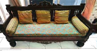 7 Seater Sofa Set Sheesham ,Chinioti.