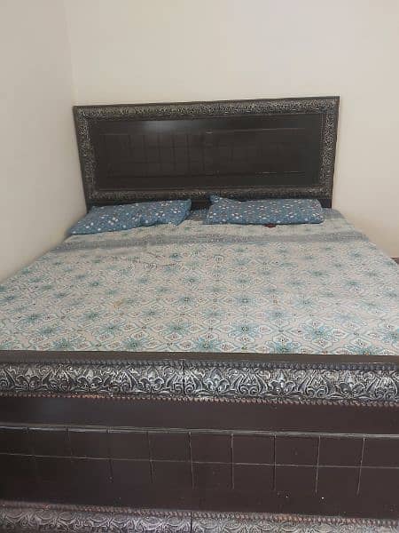 wooden bed best condition 1