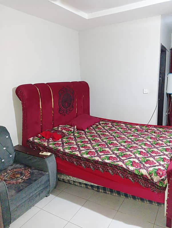 Monthly 1bed full furnish apartments for rent available 5