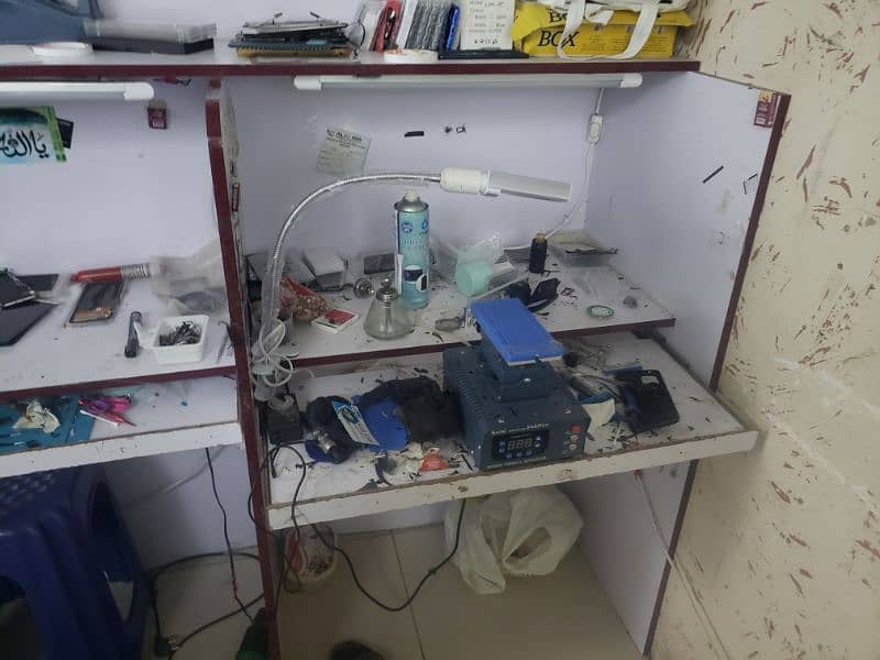 office cabinet mobile repairing cabinet good condition 3