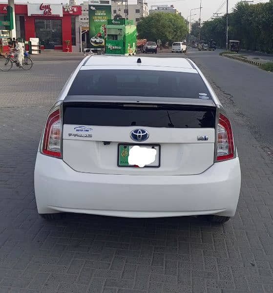 Toyota Prius 12/15 Genion Car Urgent sell 1