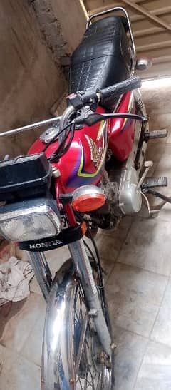 Honda 125 model 2017 urgent sale