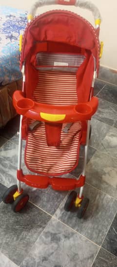 Like-New Pram for Sale – Only Used for a Month, Price Negotiable!