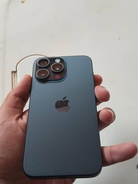 iphone 15 pro max 256 gb Blue Titanium 6