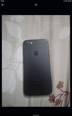 iphone 7 in excellent condition