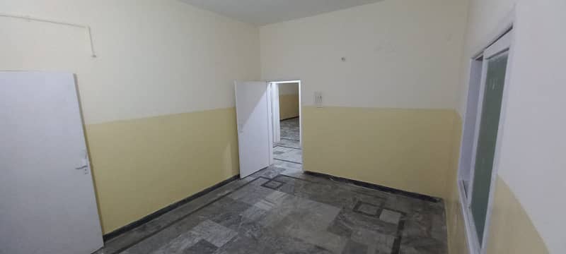 200sq. yds. , Portion 2 Bed Ground floor in F. B. Area, Block-12 0