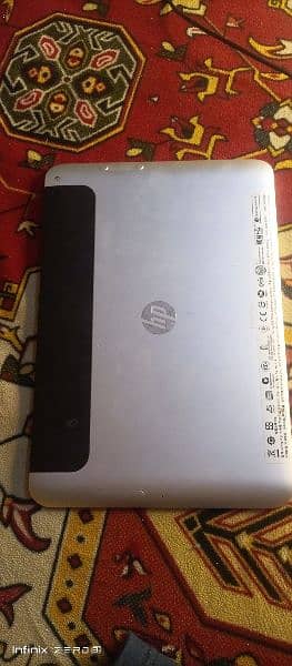 HP 2in 1. laptop + tablet 1