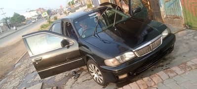 Nissan Sunny 2001