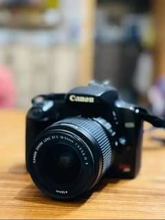 canon 1000D camera 10/10