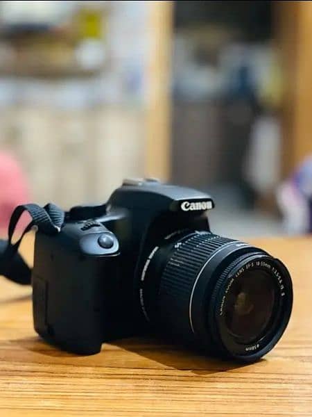 canon 1000D camera 10/10 4