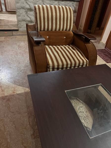 Sofa set Centre table & Iron bed 4