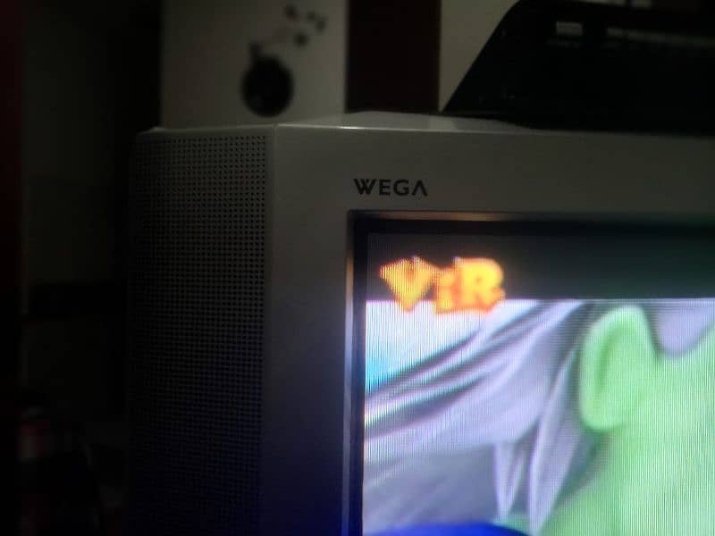 Sony Tv (WEGA) with trolly 2