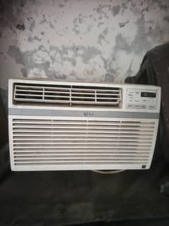 Window Ac . 75 ton