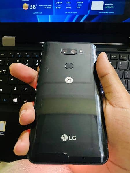 lg v 30 gaming phone 2