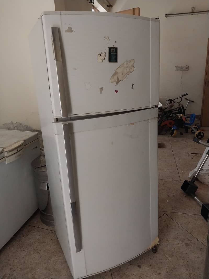 Dawlance Fridge double Door Large Size 1