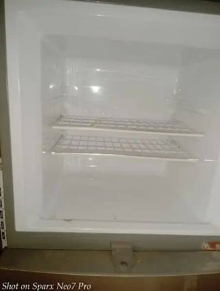 Haier 2 Door Fridge 3