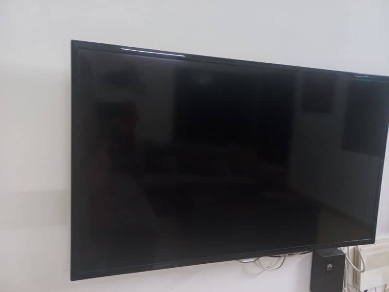 Samsung 40" Full HD LED 2