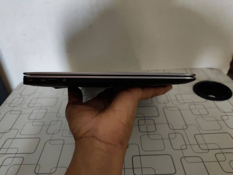 Dell XPS Laptop 7