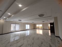 7 Marla Commercial Hall Available for rent Rent