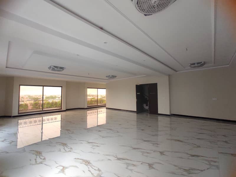 7 Marla Commercial Hall Available for rent Rent 15