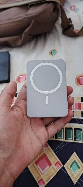 infinix wireless magsafe power bank 2