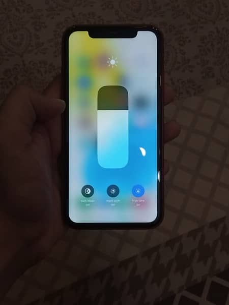 iPhone 11 64 gb factory 7