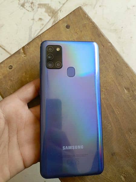 samsung a21 s 10 by 8 condition 4 gb 64 gb 0