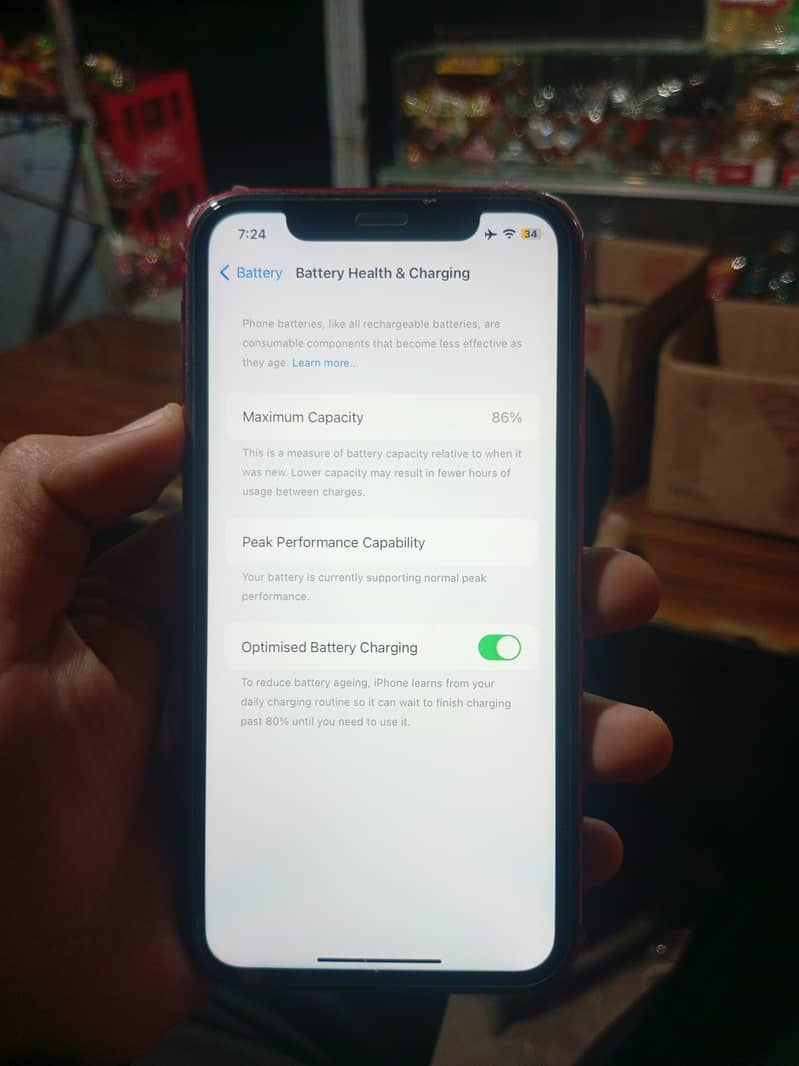 iphone XR 64GB 4