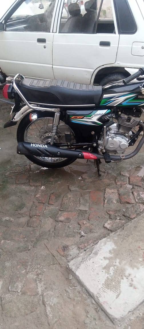 Honda CG 125 2023 3