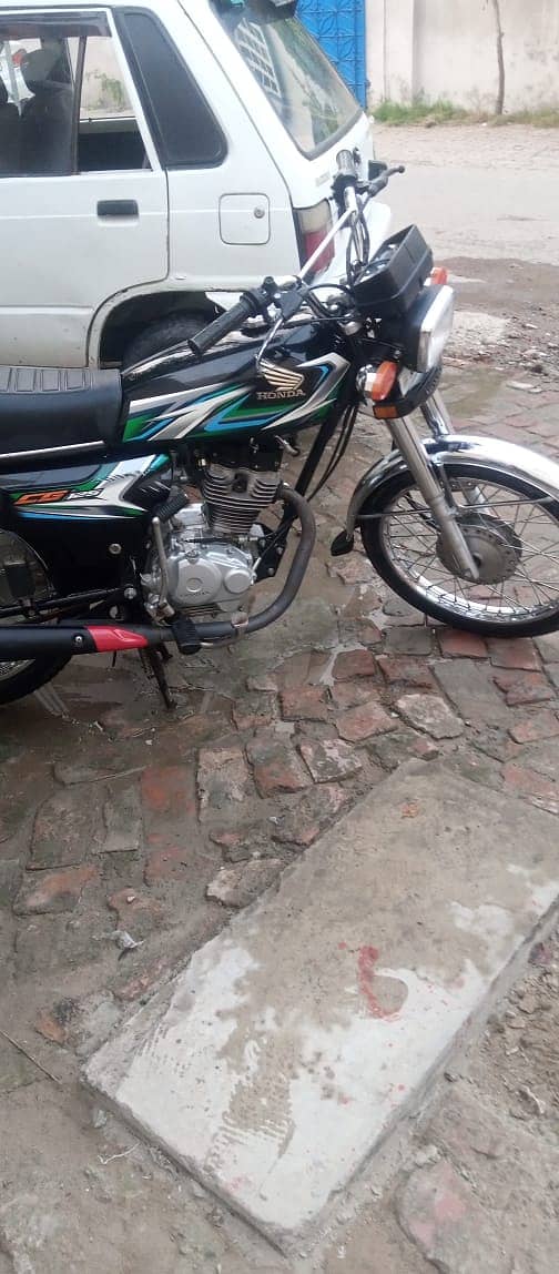 Honda CG 125 2023 4