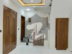 ARZ Properties Offers You 8 Marla House in Ali block For Sale in Bahria Town Lahore.