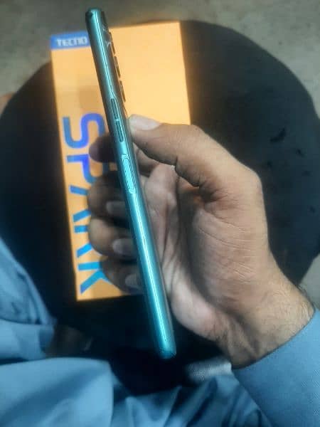 tecno spark 8 pro 4gb 64gb full box 6