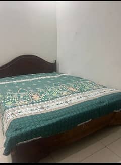 medium size double bed