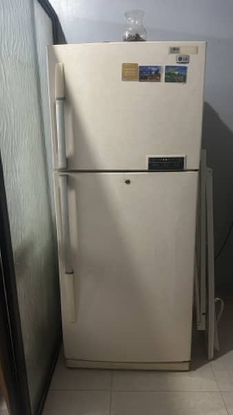 refrigerator 0